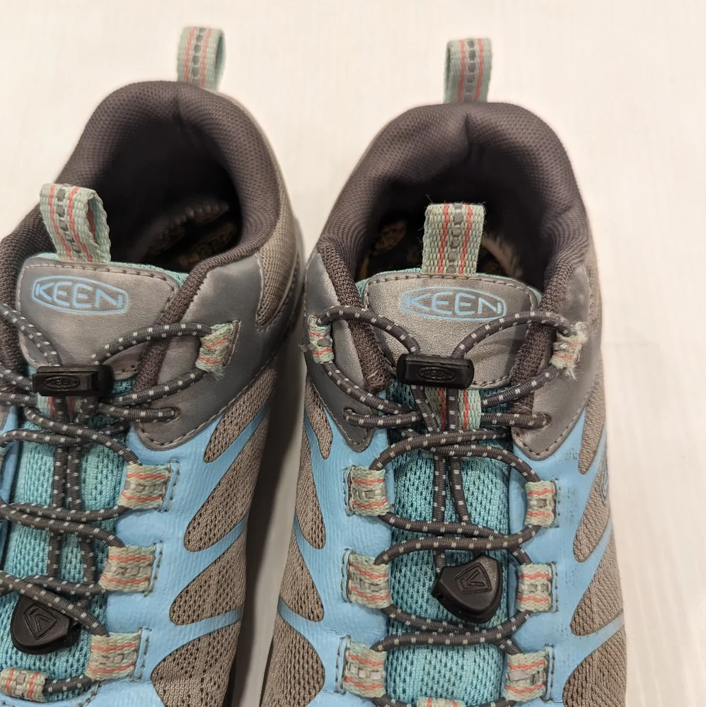 KEEN kids toggle elastic mesh shoes sneakers size 4 - Picture 6 of 11